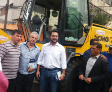 Apucarana comemora 73 anos de emancipação política e recebe obras e veículos do Governo do Paraná