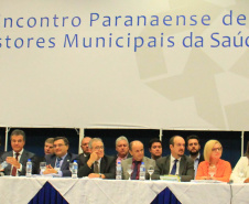 Richa abre encontro que mostra programas e ações estratégicas do Paraná na área de saúde