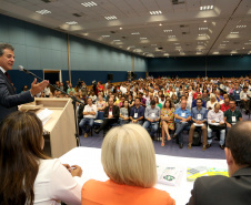 Richa abre encontro que mostra programas e ações estratégicas do Paraná na área de saúde