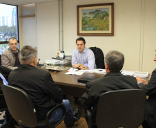 Prefeitos apresentam projetos na SEDU