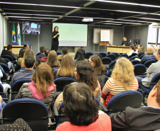 Cláudia Gama desperta potencialidade máxima das pessoas na SEDU e Paranacidade