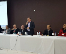 Conselheiros do ConCidades acertam detalhes para a 6a Conferência Estadual das Cidades que será em Foz do Iguaçu, em agosto