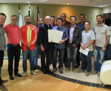 Pinhais e Piraquara recebem editais para licitar obras que revitalizam e valorizam as cidades