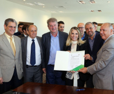 Governo libera recursos para projetos urbanos em 11 municípios