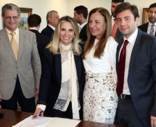 A governadora Cida Borghetti durante assinatura de convênios para municipios. - Curitiba/Pr, 24.04.2018 - Foto Jonas Oliveira/Governadoria