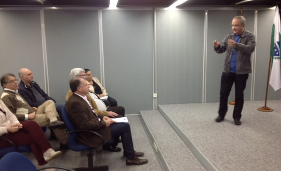 Estagiários da PUC mostram o potencial humano da SEDU em TCC