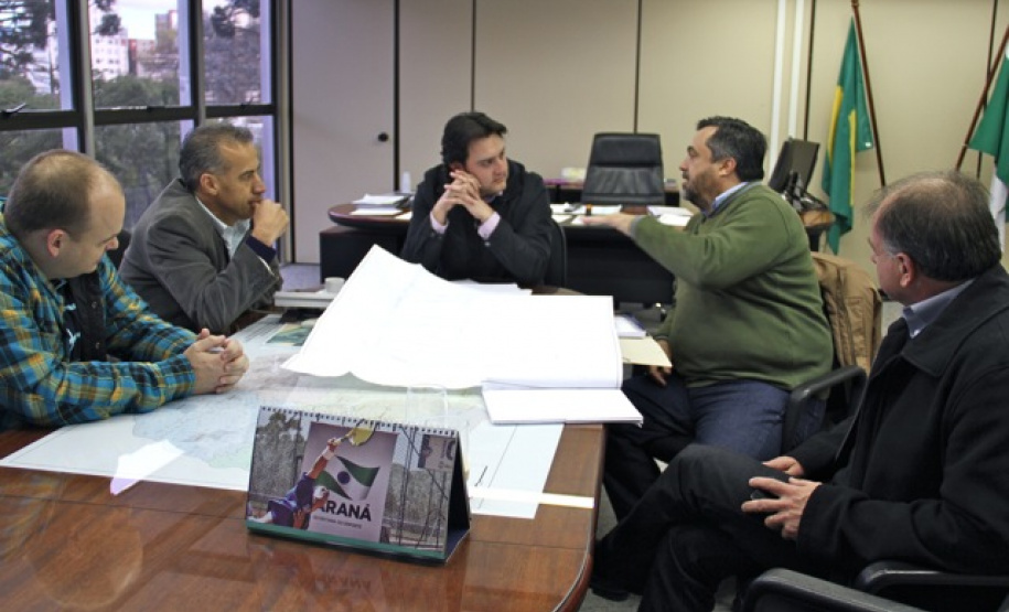 SEDU ajuda a zerar o déficit de pavimentação asfáltica em Apucarana