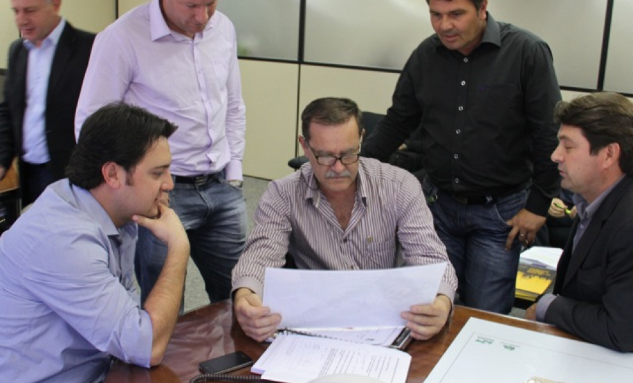 SEDU recebe demandas de mais de 40 prefeitos de diversas siglas e regiões do Paraná.