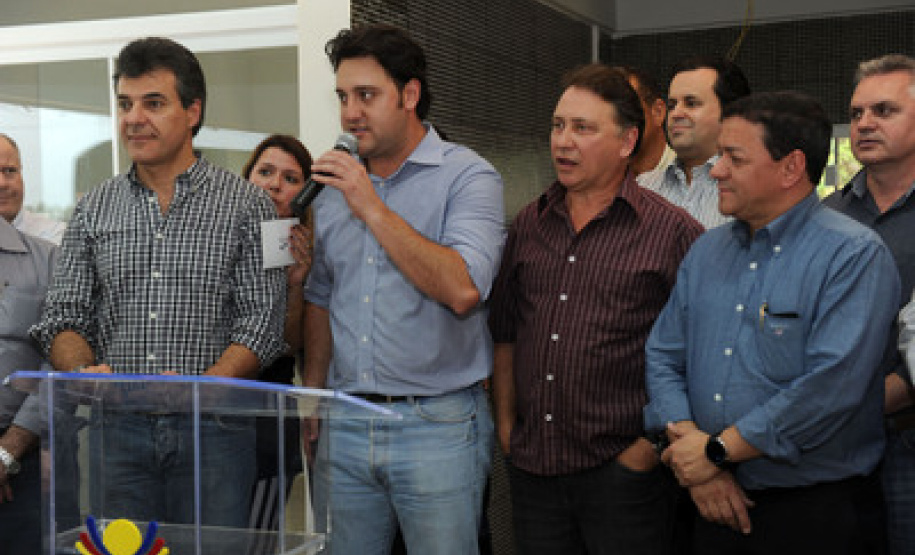 Governo do Estado leva novos benefícios à população das Regiões Norte, Oeste e Noroeste do Paraná