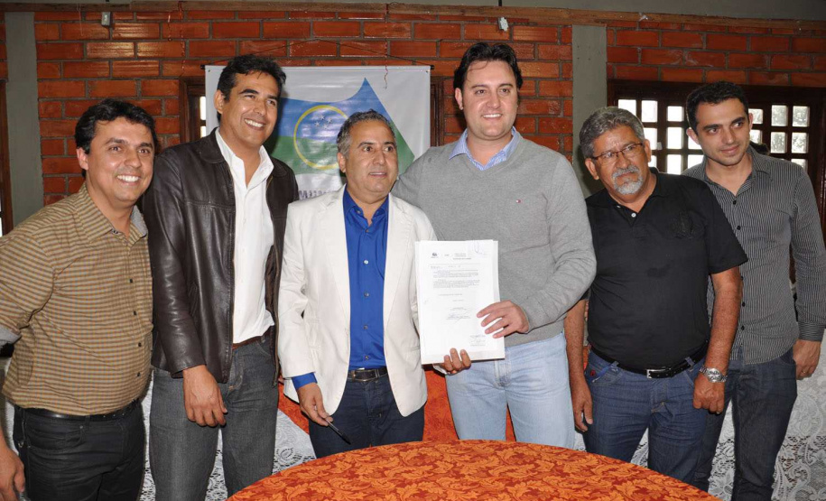 Mais de R$ 7,7 milhões são destinados a melhorias de 14  municípios do Paraná, pela SEDU