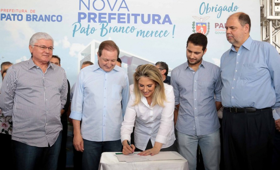 Governo quer agilidade na formalização de convênios com municípios