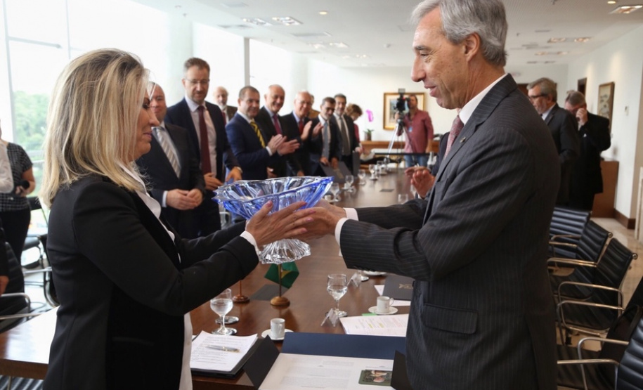Governadora Cida Borghetti recebe a Missão Anual de Embaixadores da União Europeia que pela primeira vez acontece no Paraná.Curitiba, 03/05/2018.Foto: José Fernando Ogura/ANPr