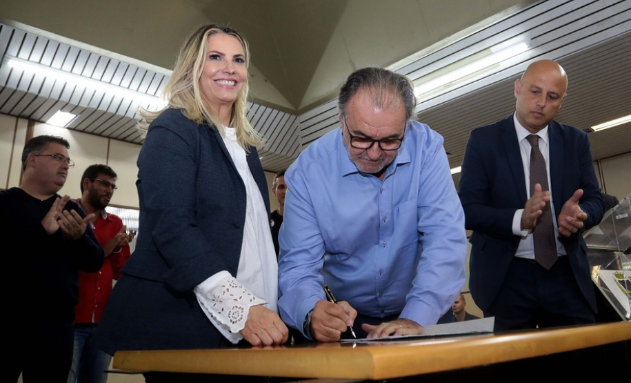 A governadora Cida Borghetti autorizou nesta terça-feira (08) convênios com Araucária, Contenda e Balsa Nova. Os valores somam $32 milhões de recursos a fundo perdido. Curitiba,08/05/2018 Foto:Jaelson Lucas / ANPr