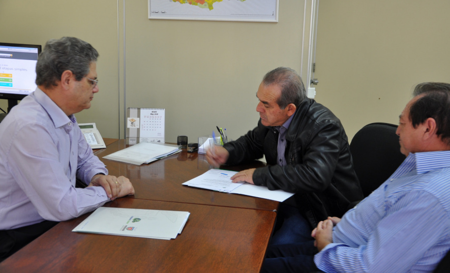 Governo libera recursos para construção de rodoviária em Santa Maria do Oeste