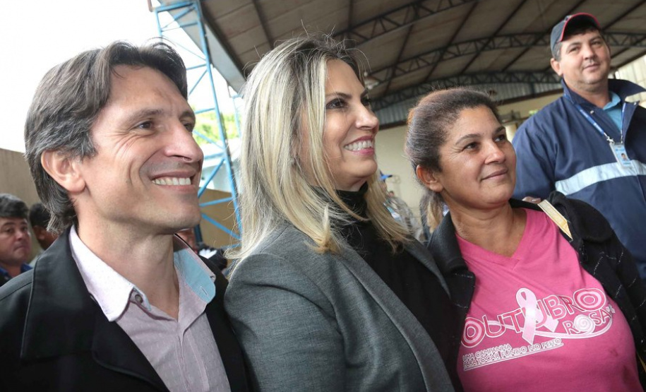 A governadora Cida Borghetti esteve nesta sexta-feira (15) em Engenheiro Beltrão para autorizar licitações de obras de melhoria e modernização da infraestrutura do município e para finalizar a construção do Centro de Educação Infantil Ana Zenir Salamoni Curi