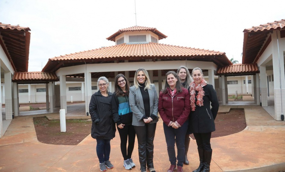 A governadora Cida Borghetti esteve nesta sexta-feira (15) em Engenheiro Beltrão para autorizar licitações de obras de melhoria e modernização da infraestrutura do município e para finalizar a construção do Centro de Educação Infantil Ana Zenir Salamoni Curi