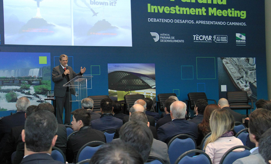 O Paraná está no caminho do desenvolvimento sustentável, diz Silvio Barros