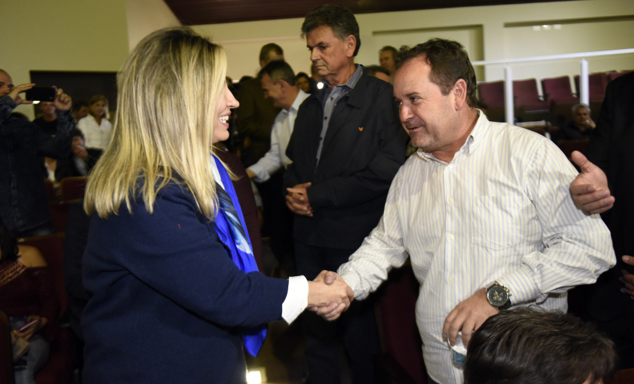 A governadora Cida Borghetti confirmou nesta quinta-feira (21) o apoio do Governo do Estado para um conjunto de obras em São José dos Pinhais, na Região Metropolitana de Curitiba