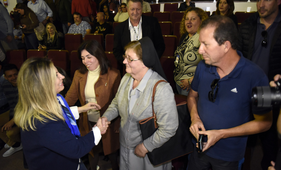 A governadora Cida Borghetti confirmou nesta quinta-feira (21) o apoio do Governo do Estado para um conjunto de obras em São José dos Pinhais, na Região Metropolitana de Curitiba