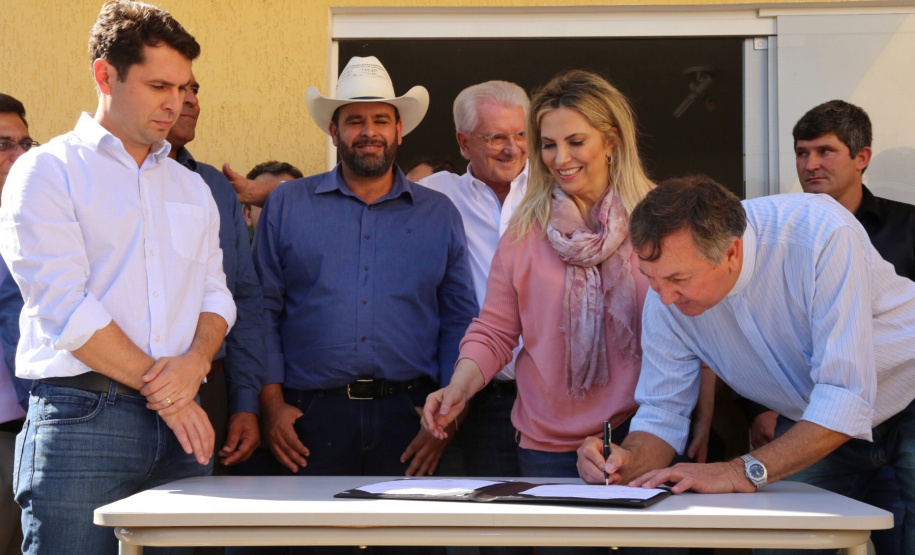 Governadora Cida Borghetti, em Doutor Ulysses, no Vale do Ribeira, assina convênios e anuncia obras de infraestrutura para o município.Doutor Ulysses, 24/06/2018.Foto: José Fernando Ogura/ANPr