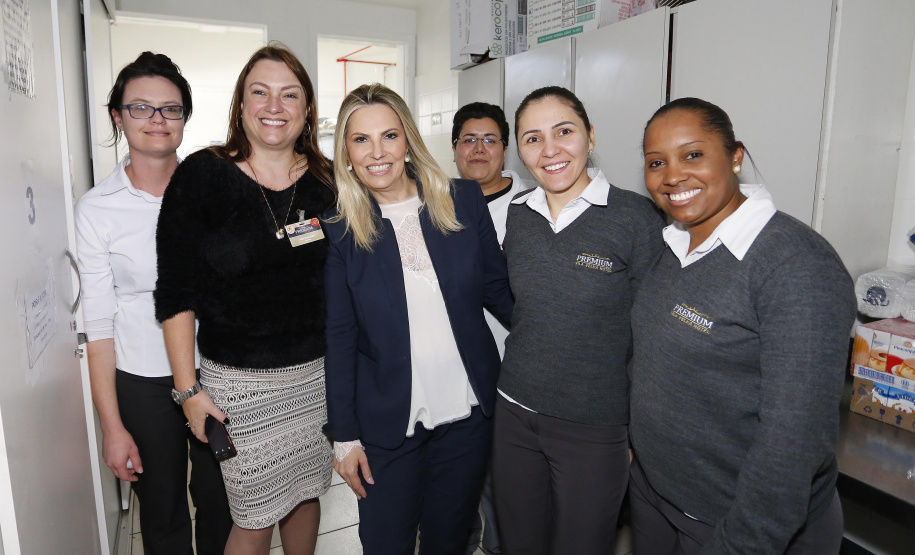 A governadora Cida Borghetti esteve em Ponta Grossa, nos Campos Gerais, onde firmou convênios para investimentos nos municípios da região