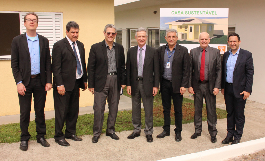 Governo testa modelo de casa sustentável para construções sociais no Paraná