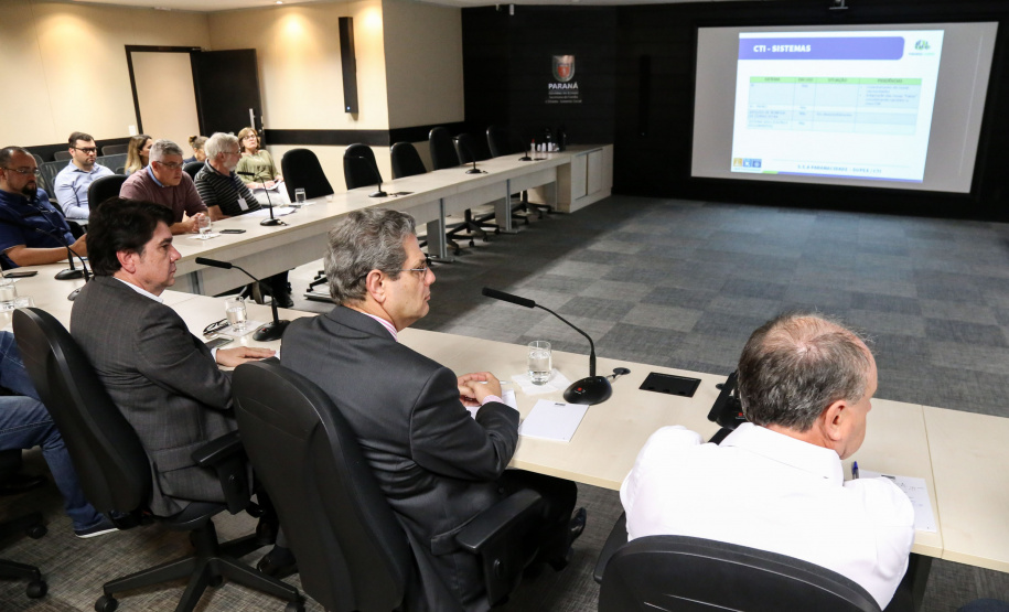 O secretário estadual do Desenvolvimento Urbano (Sedu), Silvio Barros, conduziu nesta segunda-feira (27) a reunião entre as equipes de transição e fez um balanço detalhado das atividades da pasta nos últimos sete meses.  - Curitiba, 26/11/2018  -  Foto: Rogério Machado