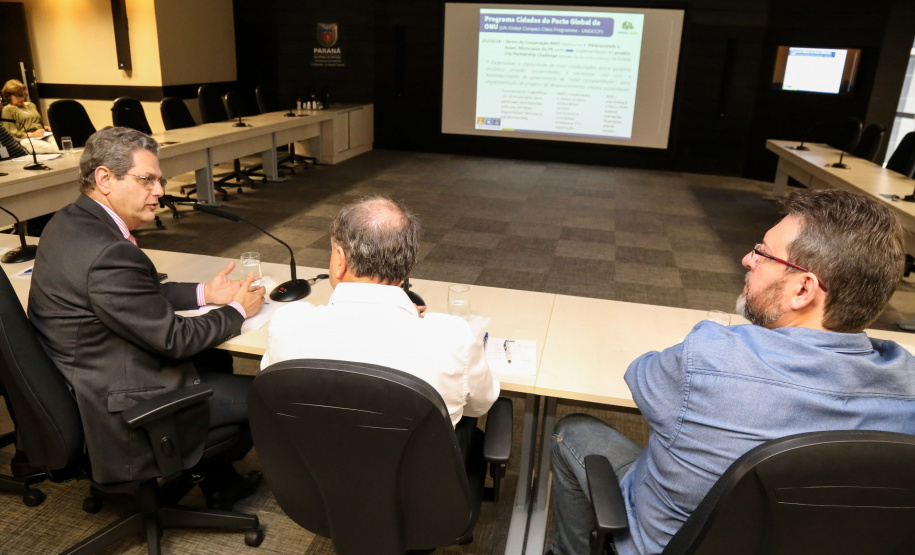 O secretário estadual do Desenvolvimento Urbano (Sedu), Silvio Barros, conduziu nesta segunda-feira (27) a reunião entre as equipes de transição e fez um balanço detalhado das atividades da pasta nos últimos sete meses.  - Curitiba, 26/11/2018  -  Foto: Rogério Machado