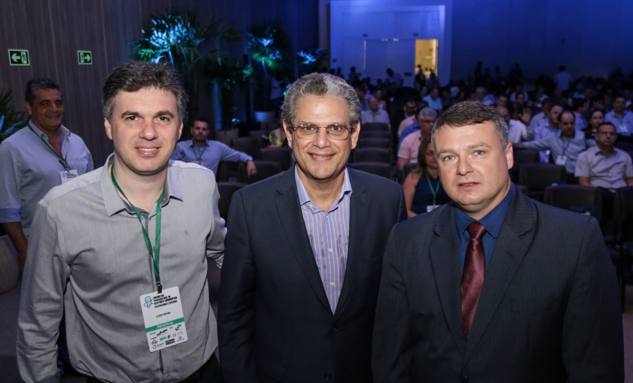 Encontro Paranaense de Gestores Municipais, em Foz do Iguaçu. O secretário estadual do Desenvolvimento Urbano, Silvio Barros, fez palestra sobre O Pacto Global da ONU e o Futuro dos Municípios.   -  Foz do Iguaçu, 07/12/2018  0  Foto: Rogério Machado / SECS