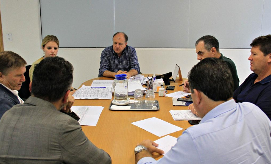 SEDU/Paranacidade estudam critérios para compensar variações de preços de insumos em obras de pavimentação