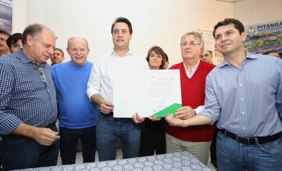 Governo repassa R$ 25,4 milhões para 14 municípios do Centro-Sul do Paraná