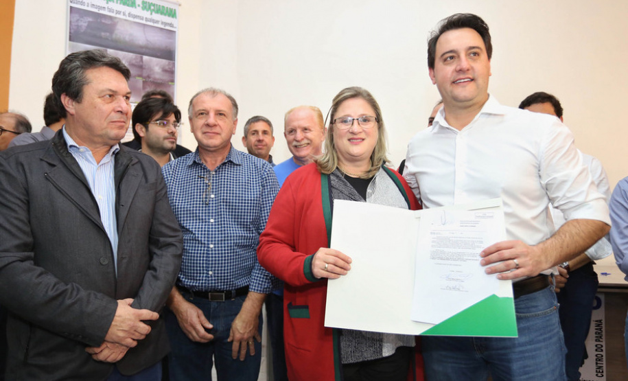 Governo repassa R$ 25,4 milhões para 14 municípios do Centro-Sul do Paraná