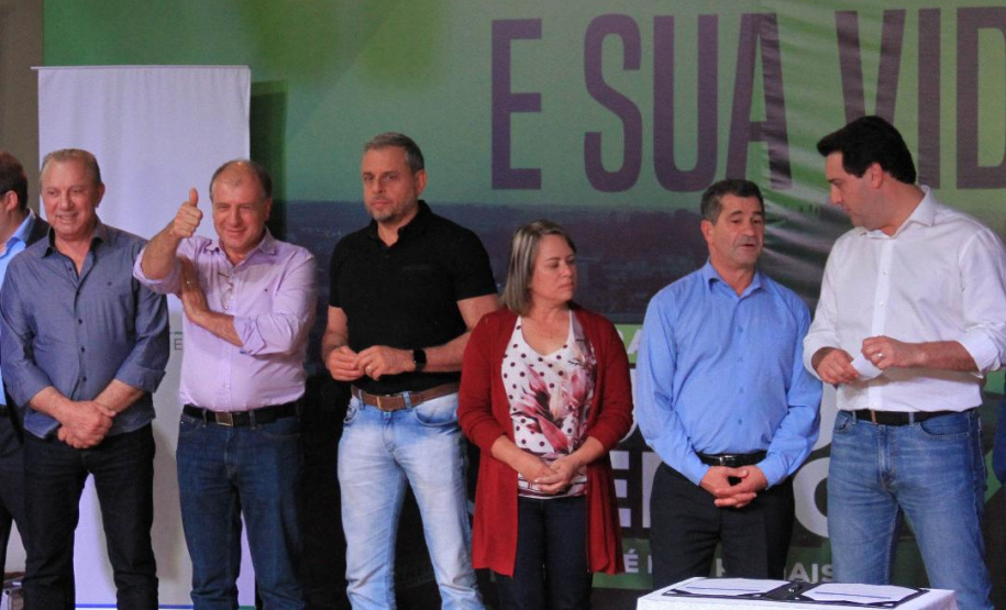 População de São José dos Pinhais recebe benefícios do Governo do Paraná no valor de quase R$ 27 milhões