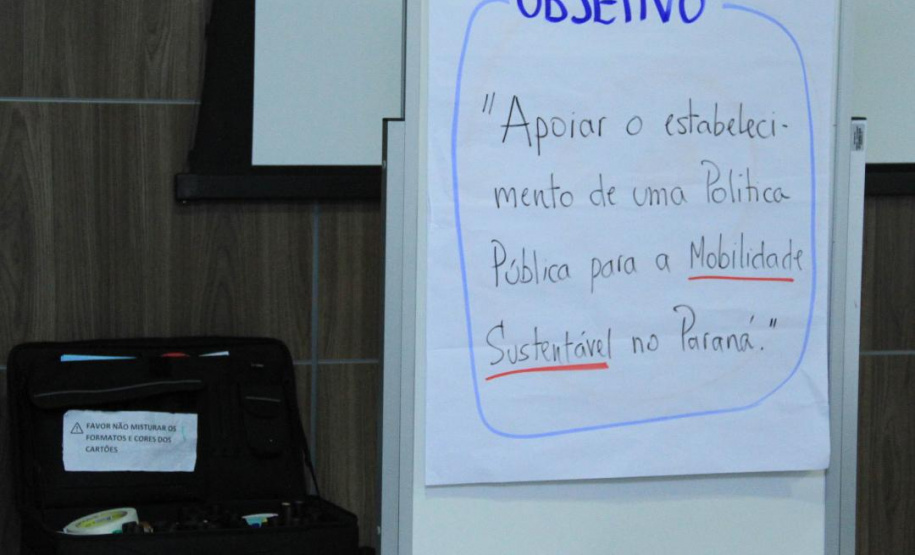 Grupo de Trabalho sobre Mobilidade Elétrica realiza um Workshop no Palácio das Araucárias