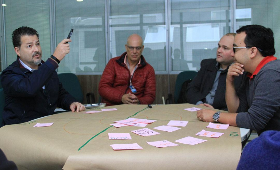 Grupo de Trabalho sobre Mobilidade Elétrica realiza um Workshop no Palácio das Araucárias