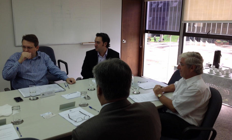 De abril de 2013 a março de 2014, SEDU/Paranacidade saltam de 200 para 1.068 ações e obras nos municípios do Paraná