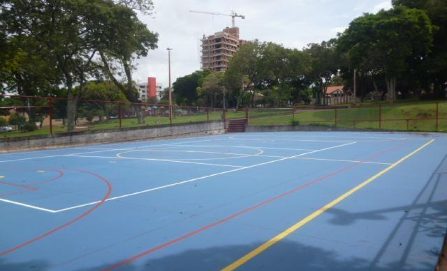 Espaços públicos qualificados valorizam a população ao oferecer segurança, lazer e oportunidades para a prática esportiva