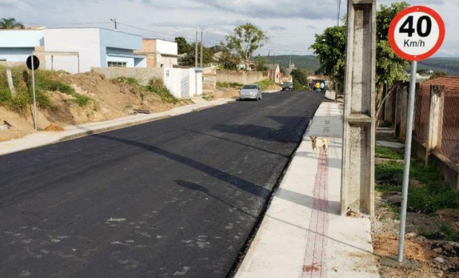 Municípios paranaenses recebem 1,4 mil quilômetros em pavimentação urbana