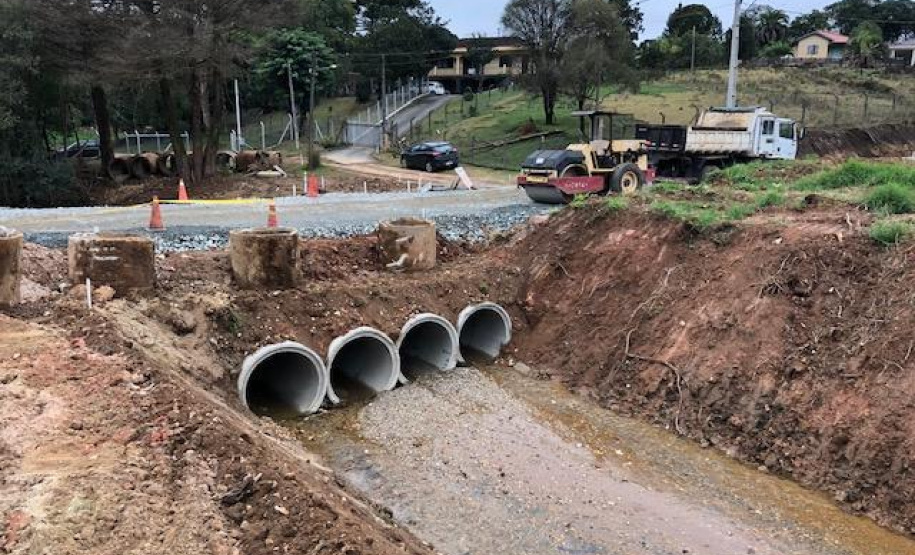 Municípios paranaenses recebem 1,4 mil quilômetros em pavimentação urbana