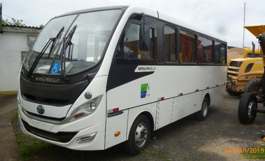 Governo do Paraná investe para melhorar ambiente e transporte escolar