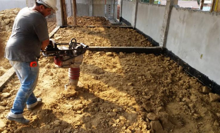 Atuação da SEDU estimula produção industrial, comércio e setor de serviços nos Municípios