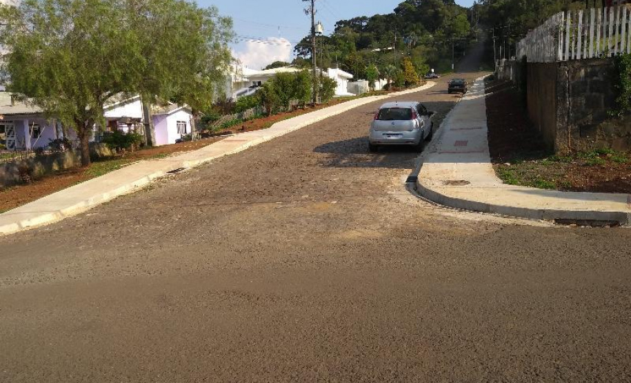 SEDU / Paranacidade aprovam projetos para desenvolver a economia de Bituruna