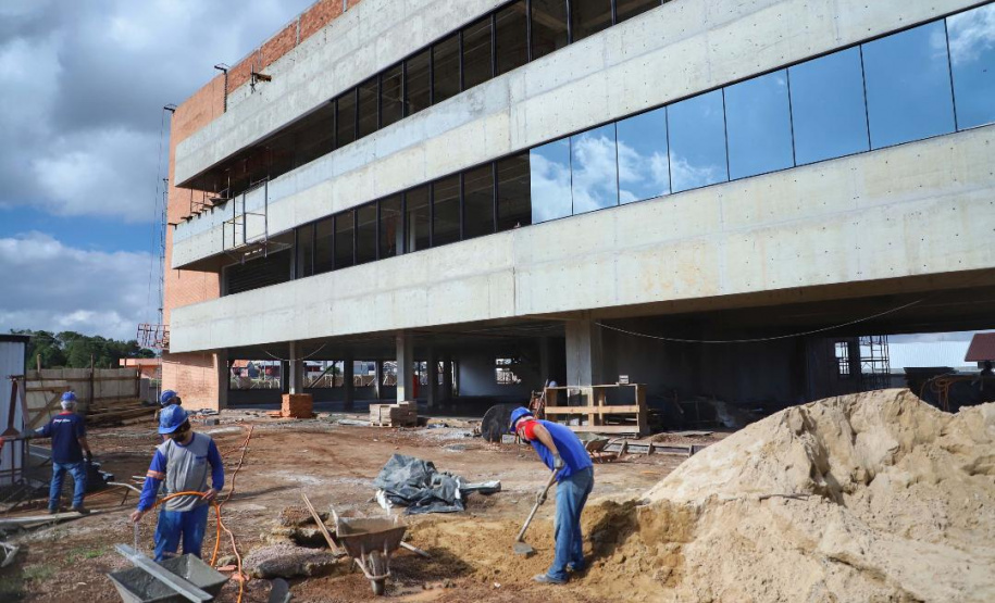 Investimentos em instalações melhoram o atendimento e o uso de recursos públicos