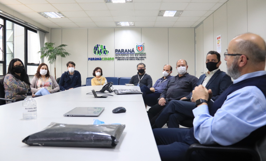 Critérios de performances de infraestrutura em obras foram temas de palestra aos engenheiros civis do Paranacidade