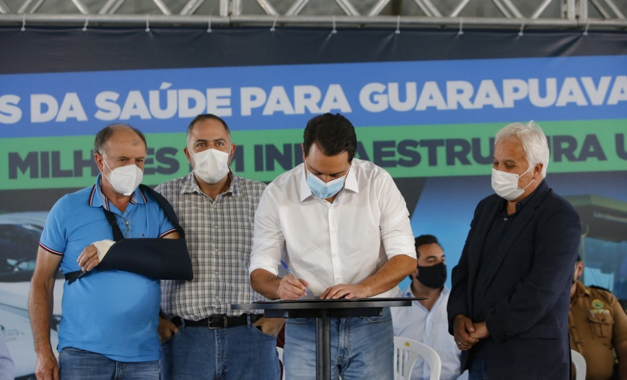 SEDU/PARANACIDADE operam R$ 2,14 bilhões, em 2021, e geram 3.518 ações nos municípios