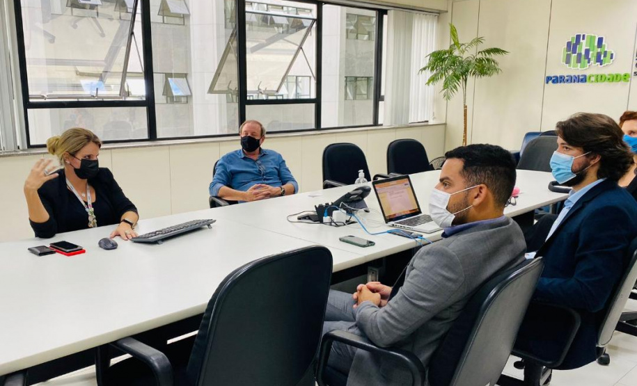 Minas Gerais busca no Paraná Um Termo de Cooperação Técnica com a SEDU