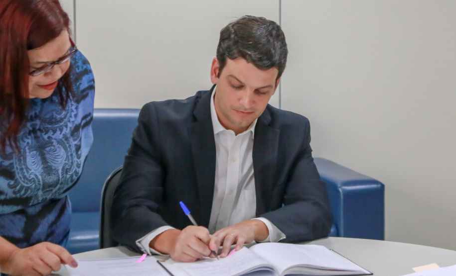 Conselho de Administração do Serviço Social Autônomo Paranacidade empossa três novos membros Conselho de Administração do Serviço Social Autônomo Paranacidade empossa três novos membros