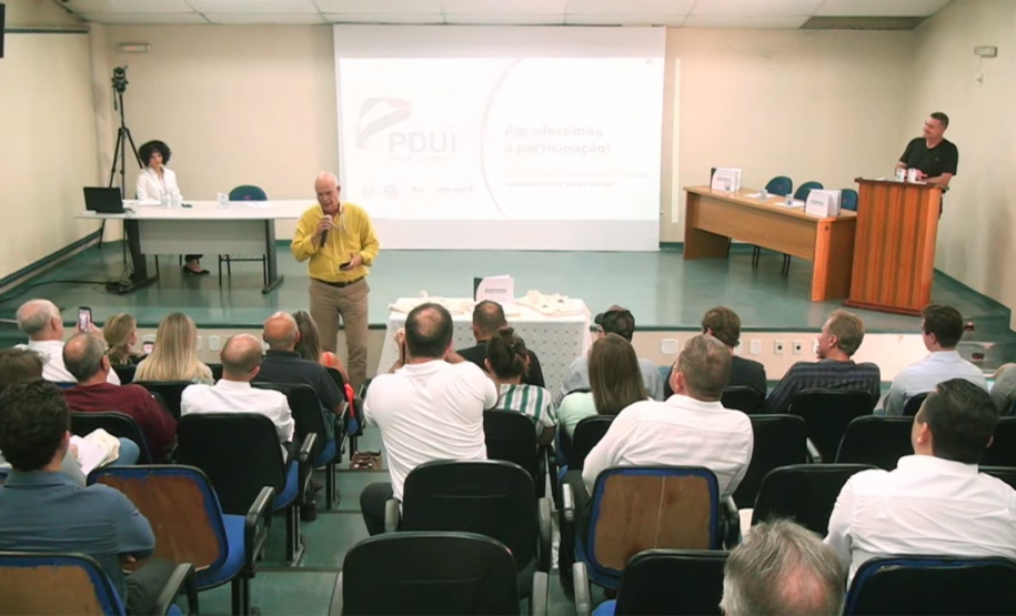 Concluído e entregue aos prefeitos o Relatório Final do PDUI de Cascavel