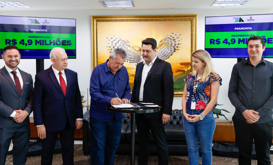 Asfalto Novo, Vida Nova: Estado repassa mais R$ 44,6 milhões para 10 Municípios