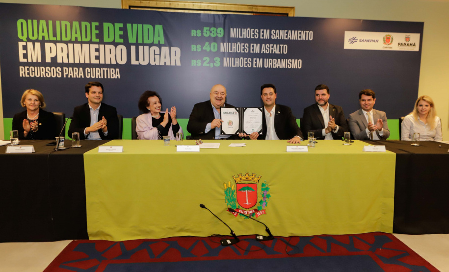 Estado anuncia R$ 41,1 milhões para pavimentação e construção de Praça em Curitiba